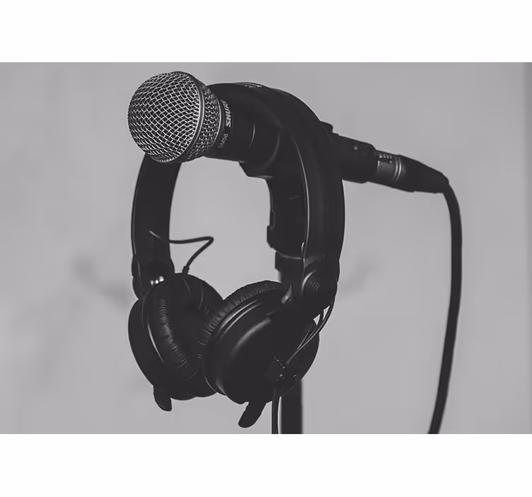 Toile fenêtre gris microphone et écouteurs - TenStickers