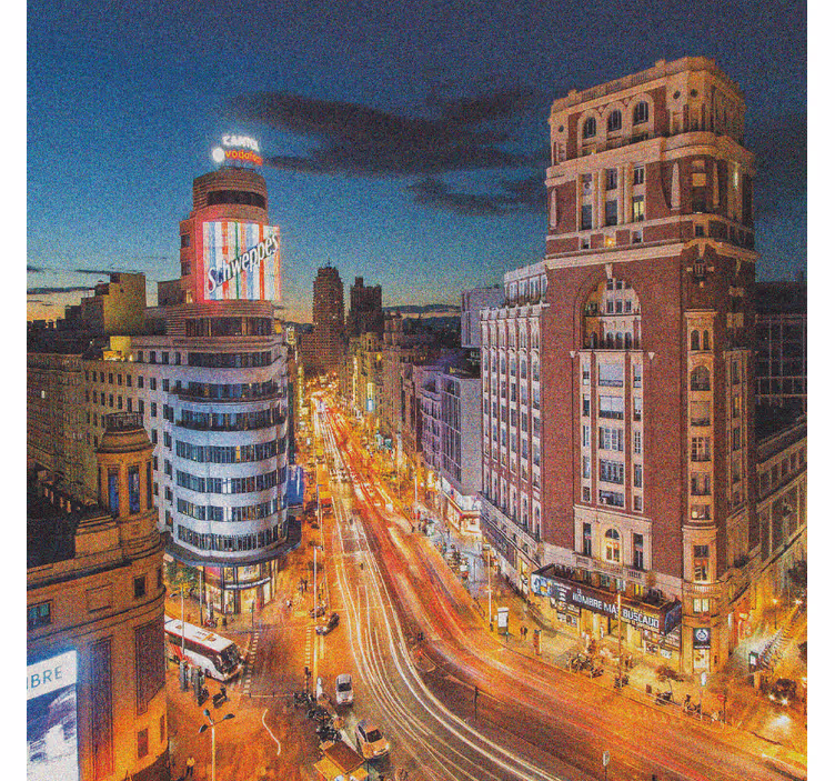 Toile fenêtre salon mouvement de gran via le soir - TenStickers