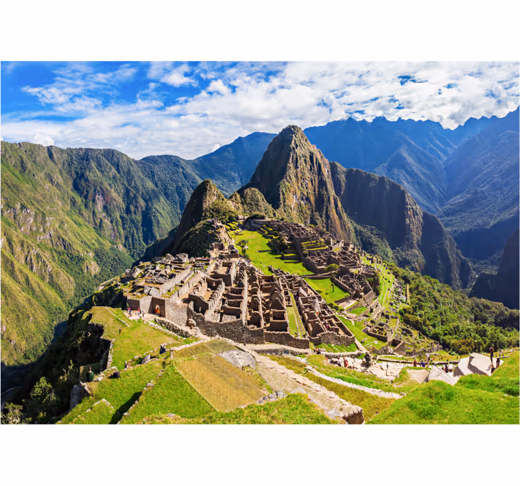 Toile fenêtre chambre machu picchu au lever du soleil - TenStickers