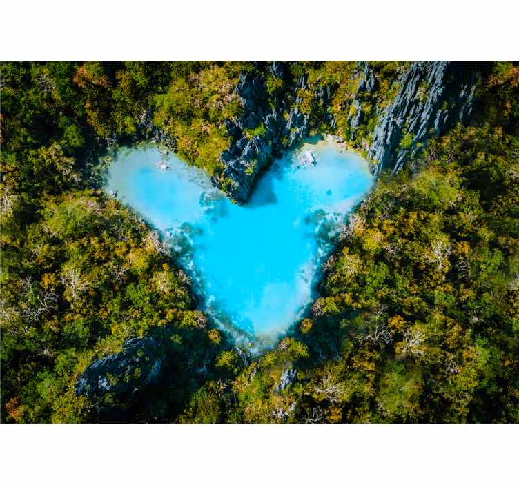 Tapisserie murale amour lagon en forme de cœur - TenStickers