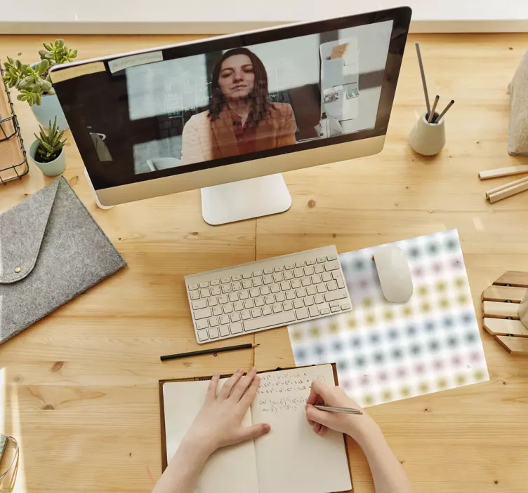 Mouse pad motif points géométriques colorés - TenStickers