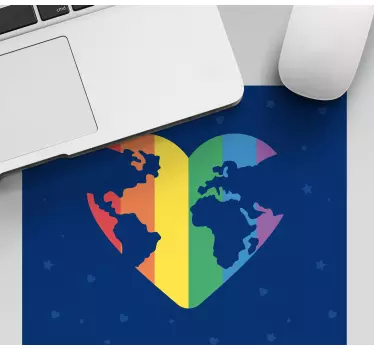 Mouse pad carte du monde en forme de cœur - TenStickers