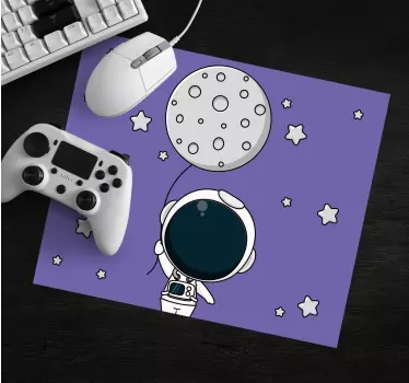 Mouse pad gamer astronaute tenant un ballon - TenStickers