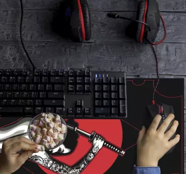 Mouse pad gamer étreinte d'un guerrier samouraï - TenStickers