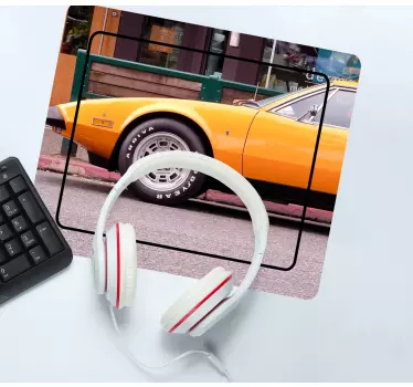 Mouse pad gamer voiture de sport jaune classique - TenStickers