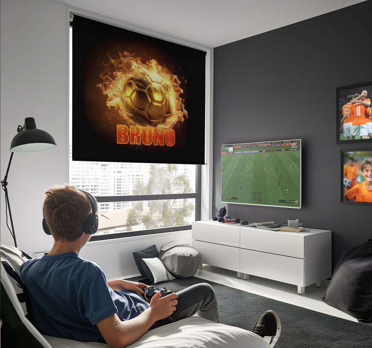 Toile fenêtre football boule de feu dorée - TenStickers