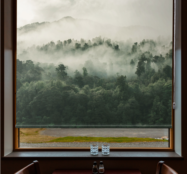 Toile fenêtre arbre brume de forêt luxuriante - TenStickers