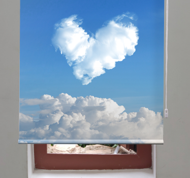 Toile fenêtre romantique nuage en forme de coeur - TenStickers