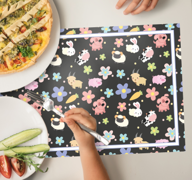 Set de table enfant illustrations de créatures charmantes - TenStickers
