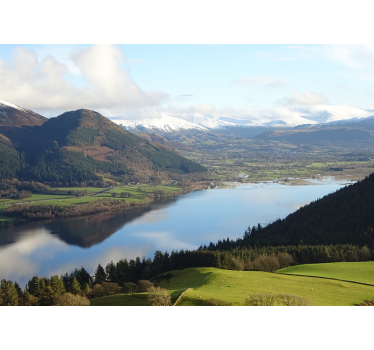 Tapisserie lac vue sereine sur le lac - TenStickers