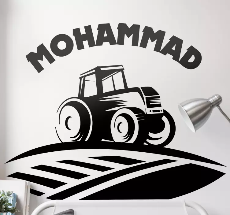Sticker Personnalisé Tracteur avec herbe et nom - TenStickers