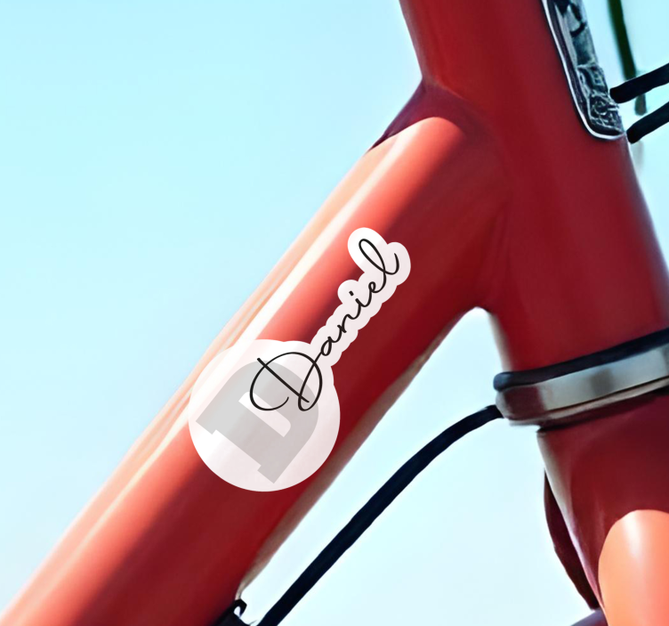 Sticker vélo nom personnalisé avec initiale - TenStickers