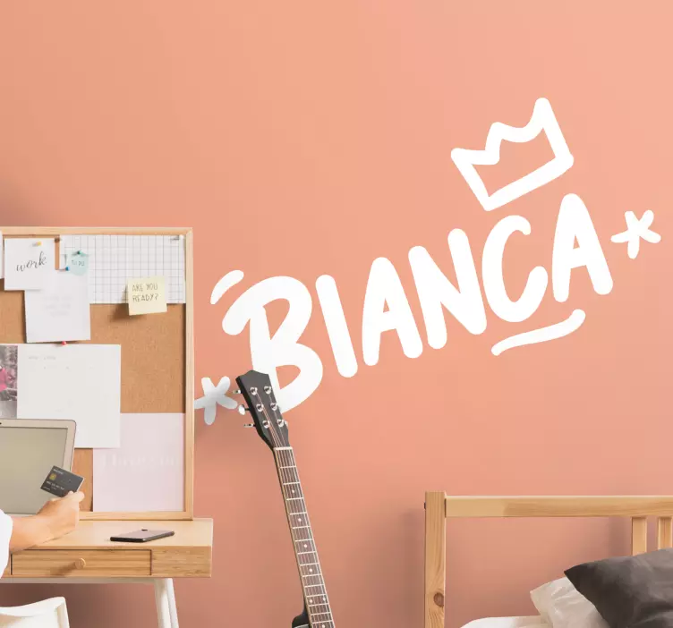 Sticker chambre ado couronne de nom personnalisée - TenStickers