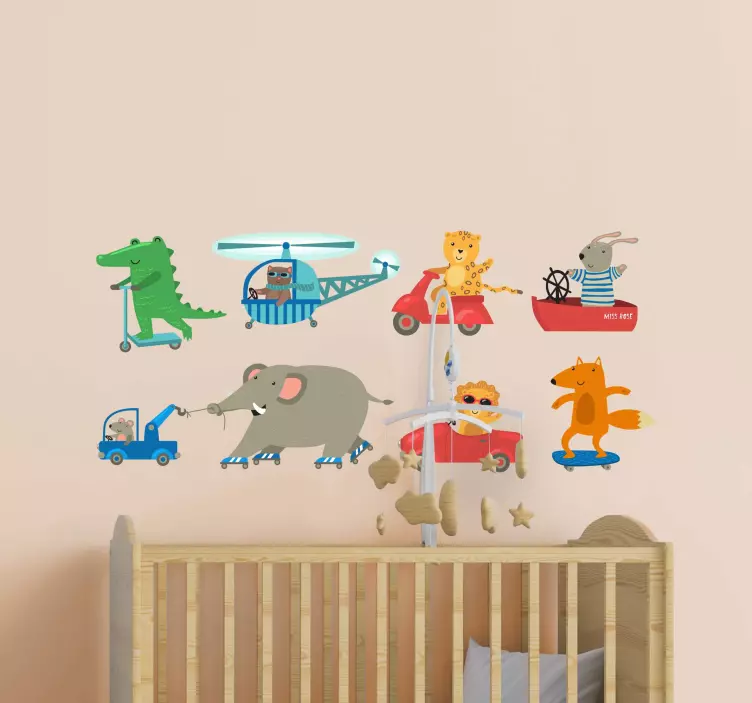 Sticker animaux mignons et leur transport - TenStickers