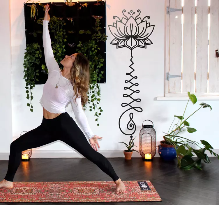 Sticker floral Fleur de lotus unalome - TenStickers