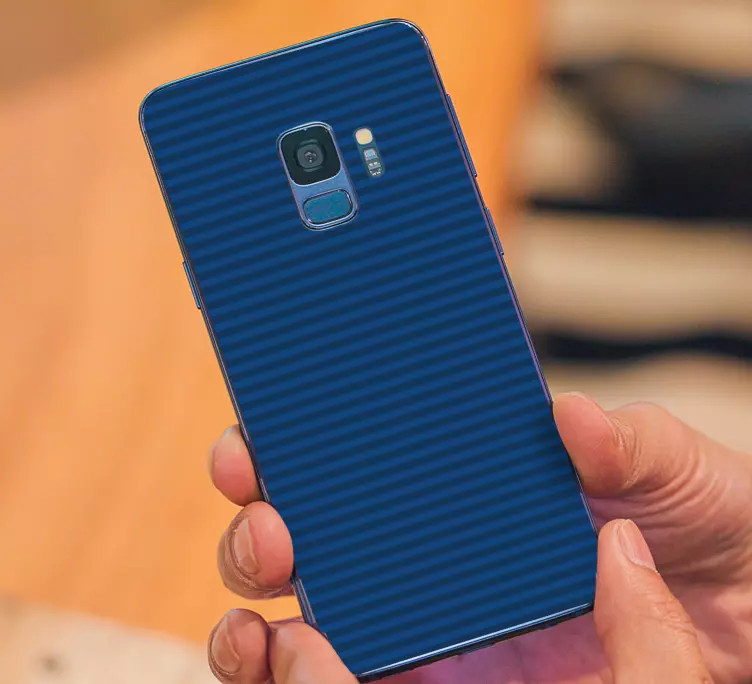 Sticker samsung couverture rayée bleue - TenStickers