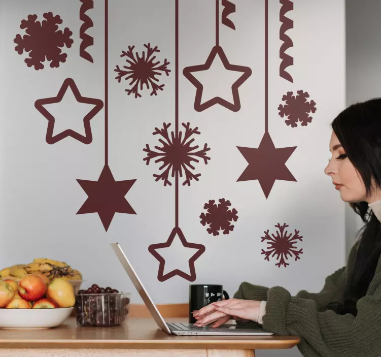 Sticker Noel étoiles suspendues et flocons de neige - TenStickers
