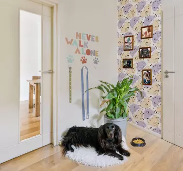 Sticker mural chien ne jamais marcher seul  - TenStickers