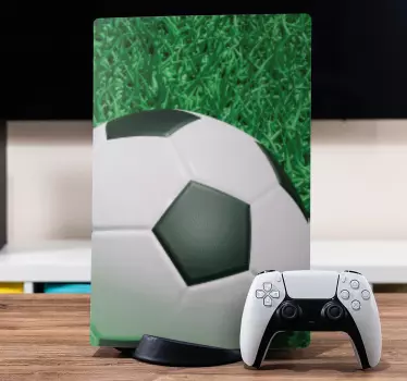 Autocollant PS5 Football sur un terrain en herbe - TenStickers