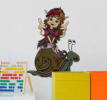 Sticker enfant elfe sur un escargot - TenStickers