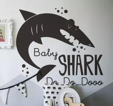 Sticker Chambre Enfant Baby Shark Do... Do... Dooo... - TenStickers