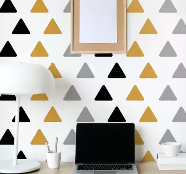 Sticker Mural Personalisé Triangles dorés et noirs - TenStickers