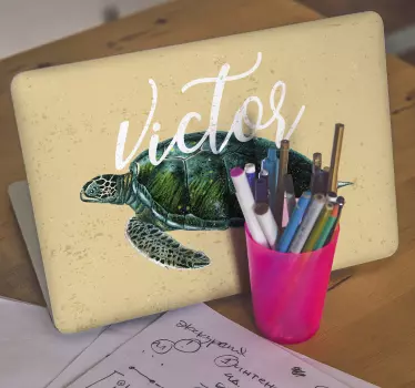 Sticker Ordinateur Portable Tortue de mer avec prénom - TenStickers