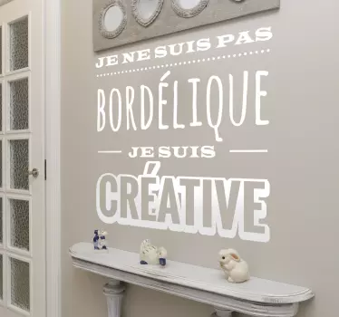 Sticker motivation phrase "Je suis créative" - TenStickers