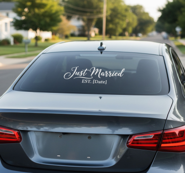 Sticker voiture autocollant just married - TenStickers