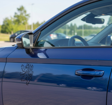 Sticker voiture lion couronné à deux queues - TenStickers