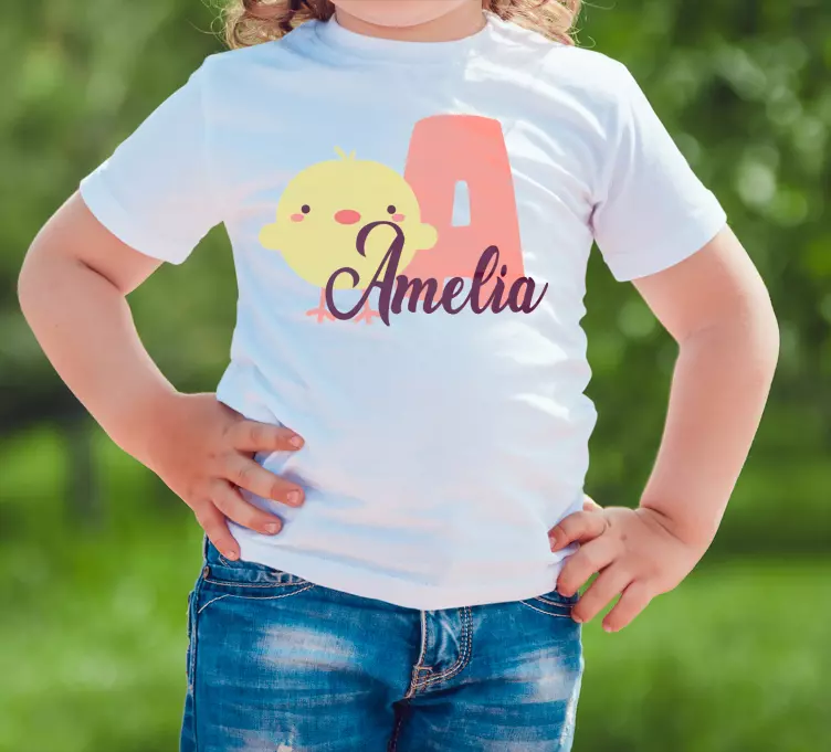 Tee shirt enfant Poulet avec initiale personnalisée - TenStickers