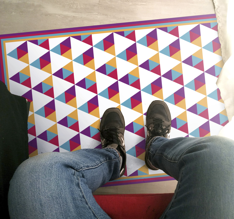 Tapis vinyle géométrique motif triangulaire vibrant - TenStickers