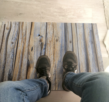 Tapis vinyle entrée effet bûches de bois - TenStickers